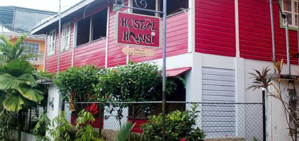 Hostal Hansi Bocas Town Exterior photo